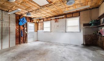 17 Golini Dr, Johnston, RI 02919