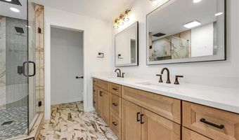 615 NW Mark Trail Ct NW, Atlanta, GA 30328
