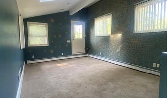 7 Brown Ave, Johnston, RI 02919
