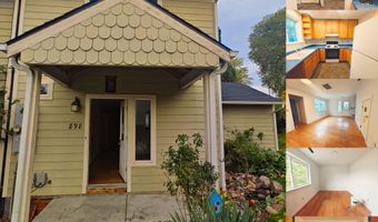 898 Faith Ave, Ashland, OR 97520