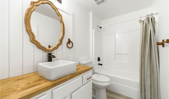 2406 E 23rd St, Alva, FL 33920