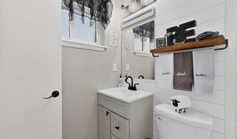 430 Abo Rd, Bosque Farms, NM 87068