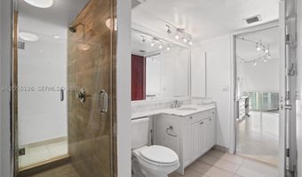 19355 Turnberry Way 25Gr, Aventura, FL 33180