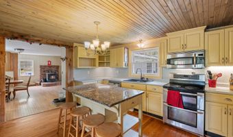 275 Streeter Woods Rd, Dorchester, NH 03266