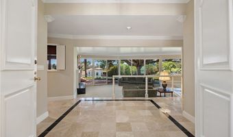 2086 Playa Rd, Carlsbad, CA 92009
