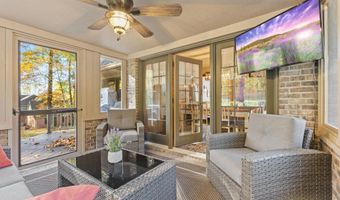 209 River Dr, Bloomfield, IN 47424