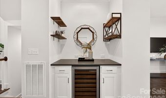 1146 E 36th St, Charlotte, NC 28205