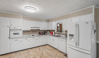 513 Long Mill Rd, Athens, TN 37303