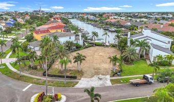 6005 ADAGIO Ln, Apollo Beach, FL 33572