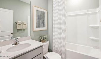 1035 Queensland Ln, Ayden, NC 28513