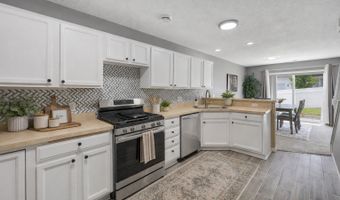 7349 Kalland Cir NE 46, Albertville, MN 55301