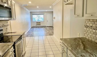 3 Dailey St B, Attleboro, MA 02703