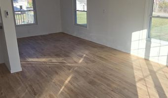 141 E 17th Ave, Albia, IA 52531