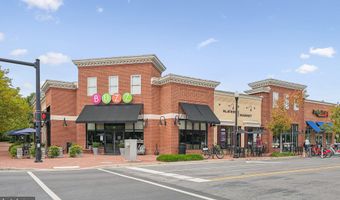 1608 W ABINGDON Dr 302, Alexandria, VA 22314