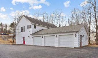 209 Hickory Dr, Auburn, ME 04210