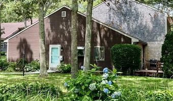 20 Roundhouse Rd 20, Bourne, MA 02532