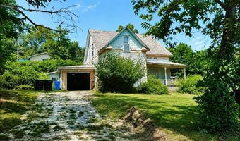 400 1st St, Anderson, MO 64831