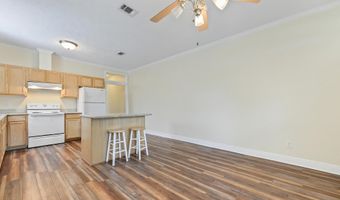 318 Saint Francis St, Bay St. Louis, MS 39520