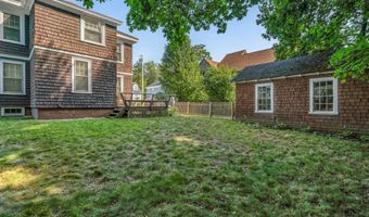 31 Wiley St, Bangor, ME 04401