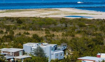 22 E 7TH St, Barnegat Light, NJ 08006