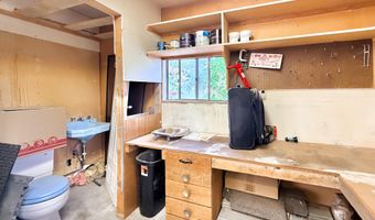 333 CLARK Dr, Aztec, NM 87410