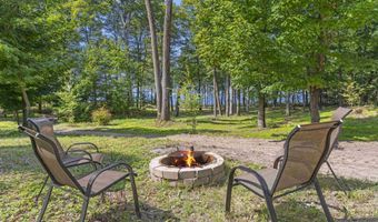 15382 Maxey Rd, Arcadia, MI 49613