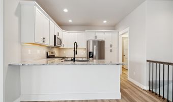 1301 Berkshire Ln, North Liberty, IA 52317