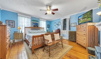 901 Bedford Ave, Altavista, VA 24517
