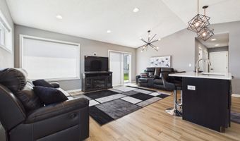 2508 Dean Ct, Brookings, SD 57006
