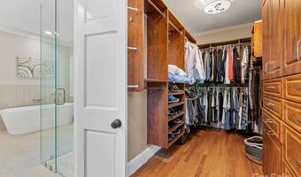 3324 Meadow Bluff Dr, Charlotte, NC 28226