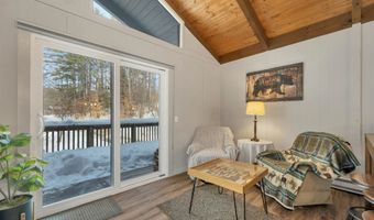 41 Tabor Cir, Albany, NH 03838