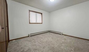 467 Rohr St, Arnolds Park, IA 51331