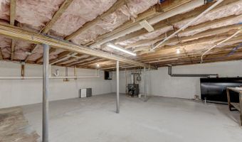 70 Doubleday Rd, Columbia, CT 06237