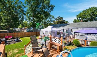 121 COLUMBIA Ave, Coventry, RI 02816