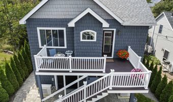 36 Elm St, Alton, NH 03810