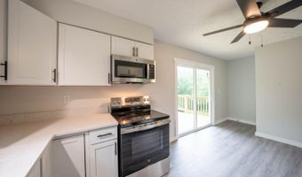 304 Sunset Dr, Aurora, IN 47001