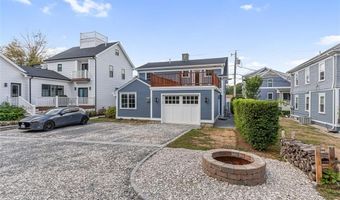 22 Castle St 3, East Greenwich, RI 02818