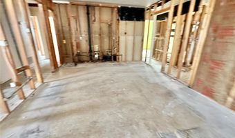 409 6th St, Andrews, TX 79714