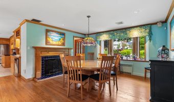 103 Glenbrook Dr, Cheshire, CT 06410