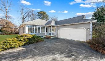 195 LAKESIDE Dr, Lewes, DE 19958