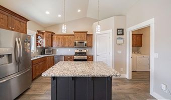 1043 Diamond Dr, Ammon, ID 83406