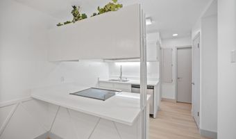 88 W 50 S Q17, Centerville, UT 84014