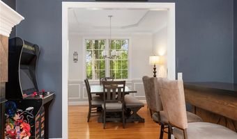 4 Morning Star Ct, Lincoln, RI 02865