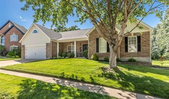573 Castle Ridge Dr, Ballwin, MO 63021