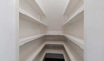 47 Stonehenge Dr, Bentonville, AR 72712