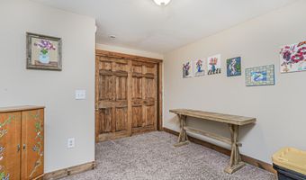 216 Main St, Middletown, NJ 07748