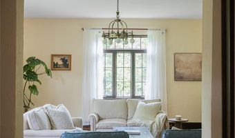 21 Lynwood Rd, Asheville, NC 28804
