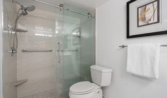 4956 SENTINEL Dr 9-402, Bethesda, MD 20816