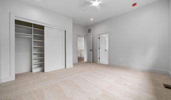 2777 Donna Dr, Columbus, OH 43220