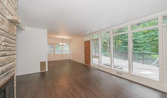203 Hoyt St, Darien, CT 06820